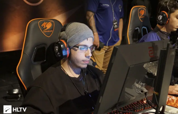 龙却一直大 龙却一直大