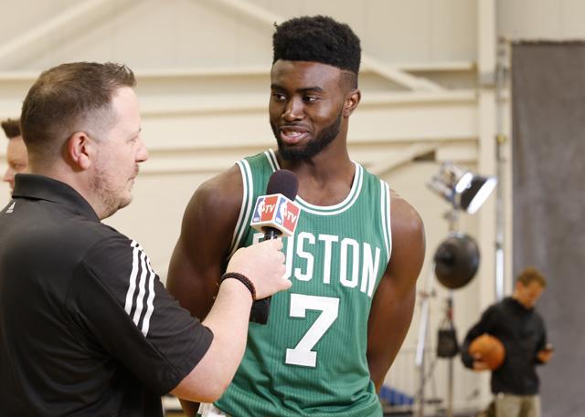 步加深关联 步加深关联